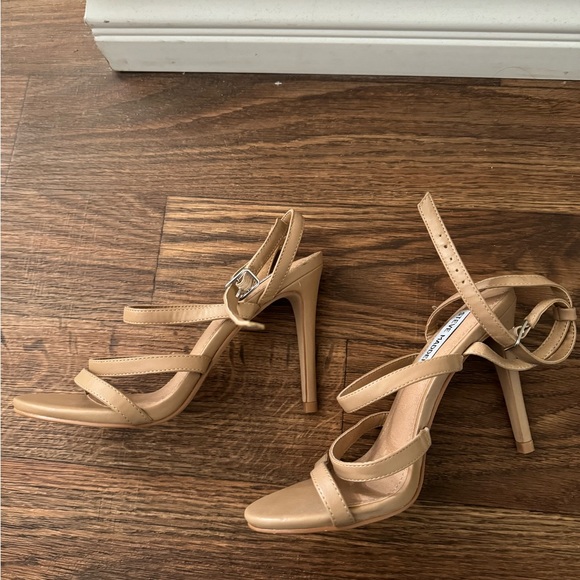 Steve Madden Strappy Nude Heels - Picture 6 of 8